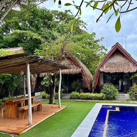 Krisna Bungalows And Restaurant Sekotong Exteriör bild