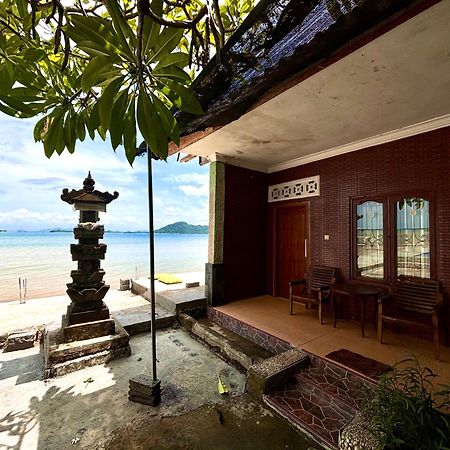 Krisna Bungalows And Restaurant Sekotong Exteriör bild
