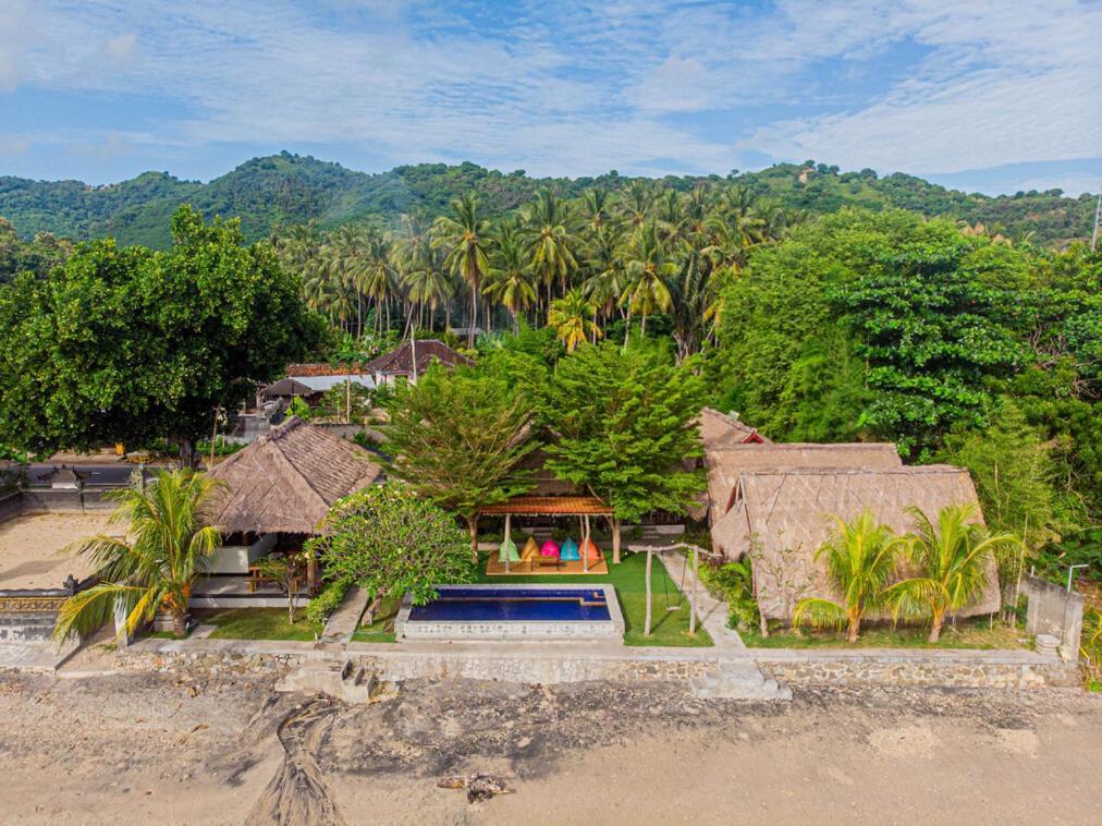 Krisna Bungalows And Restaurant Sekotong Exteriör bild